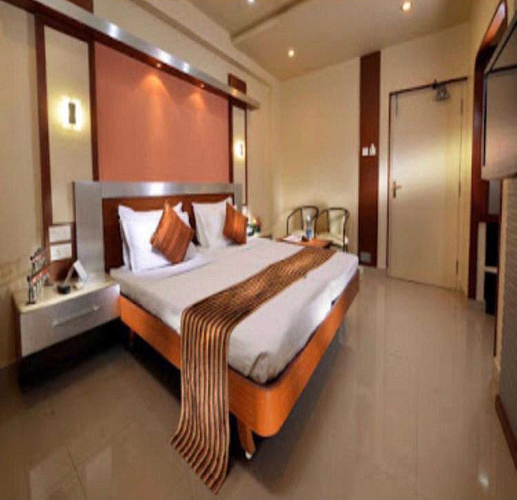 Navaratna Delight Coimbatore Zewnętrze zdjęcie