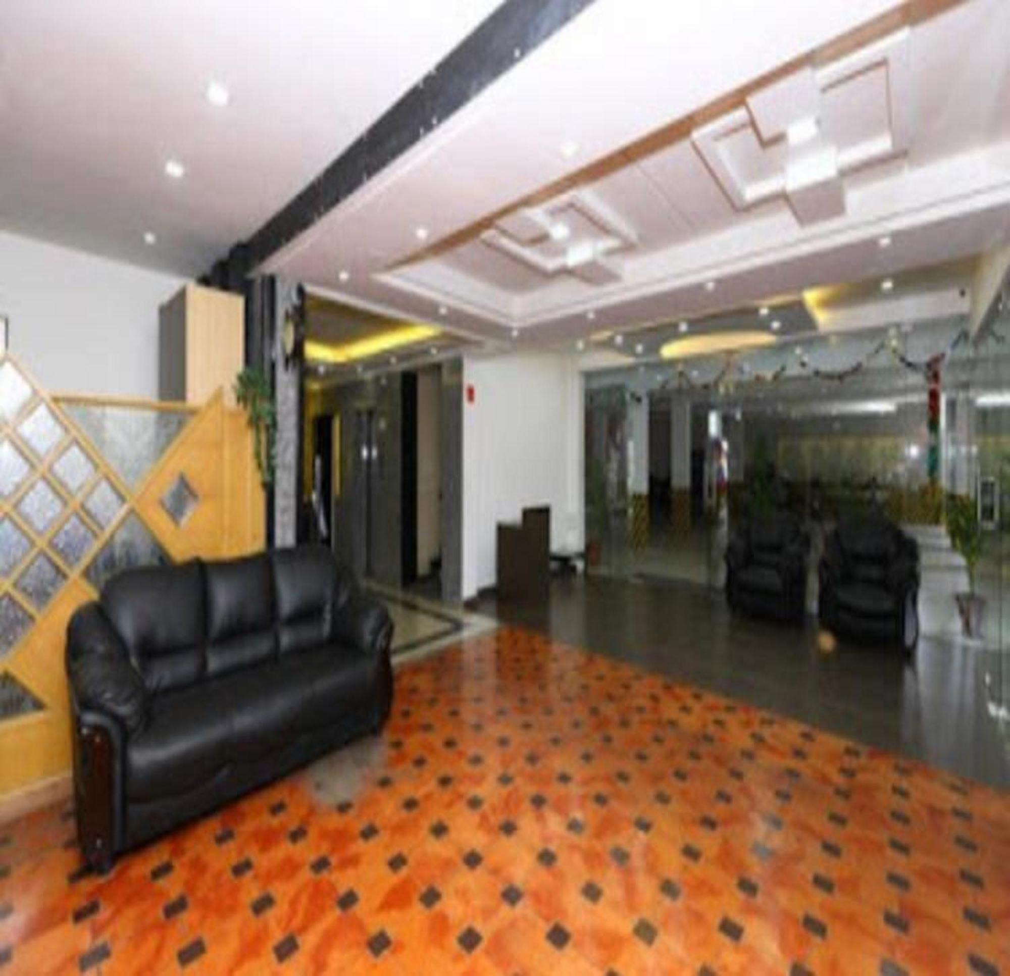 Navaratna Delight Coimbatore Zewnętrze zdjęcie